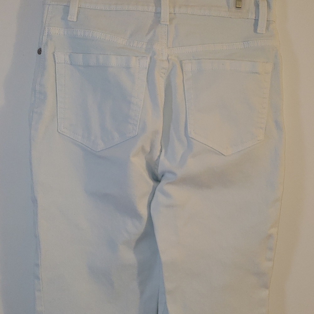 Jeans - Picture 3 of 4